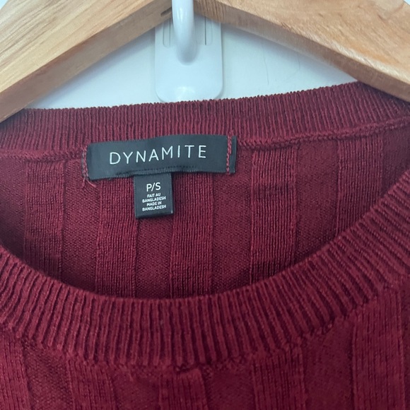 #11 🌺 5/$30 🌺 Dynamite Burgundy ribbed sweater crop top - Picture 4 of 5